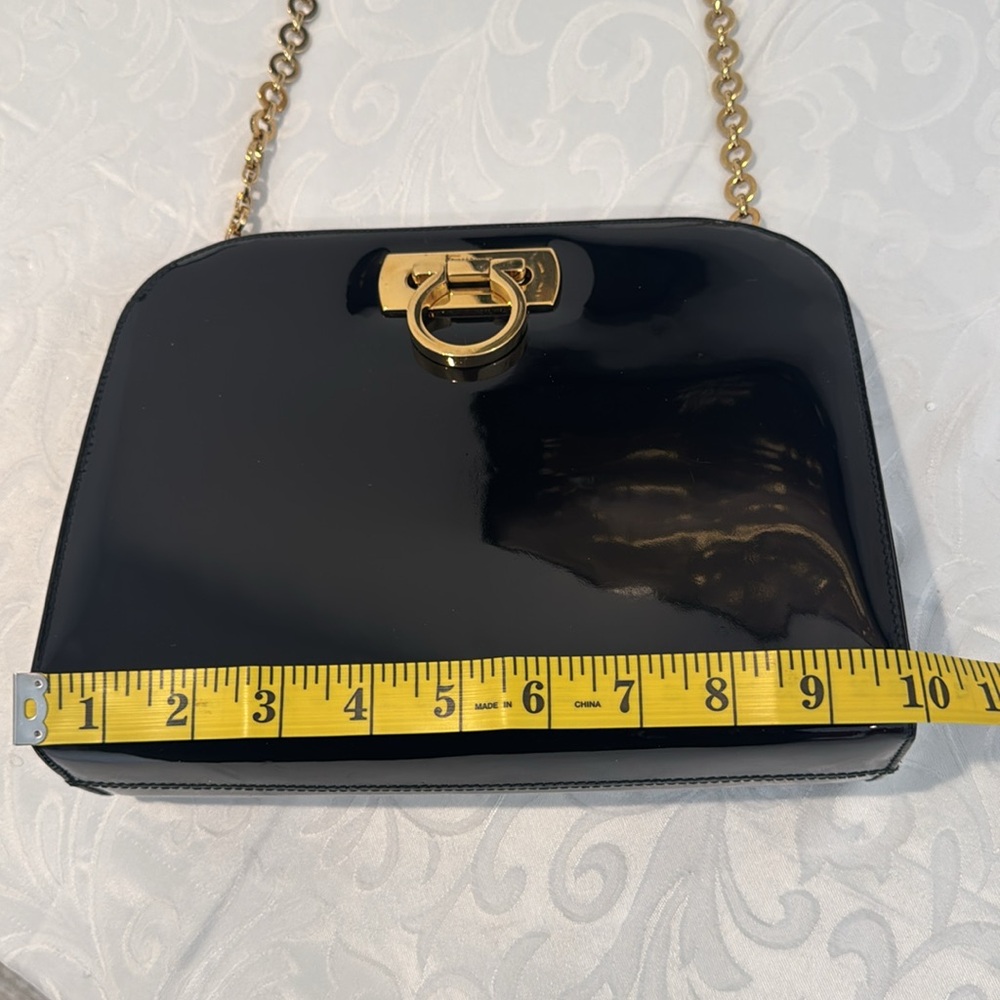 Salvatore Ferragamo Black Patent Leather Gold Chain Shoulder Bag - Picture 9 of 13